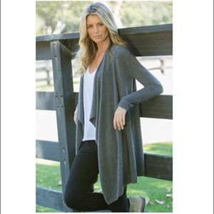 Barefoot dreams bamboo lite cardigan